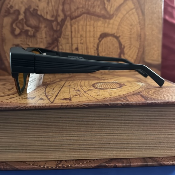 Night drivers sunglasses by solar shield - Picture 2 of 4